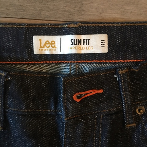 PREOWNED LEE MENS JEANS L231 SLIM FIT TAPPED LEG W33”x30”L LIKE NEW - Picture 10 of 11